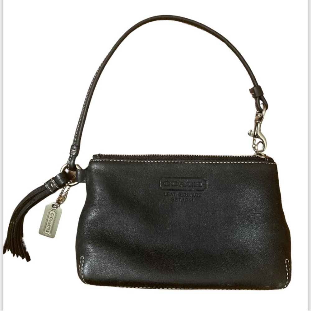COACH HAMPTON DEMI BAGUETTE BAG CLUTCH WRISTLET BLACK LEATHER.